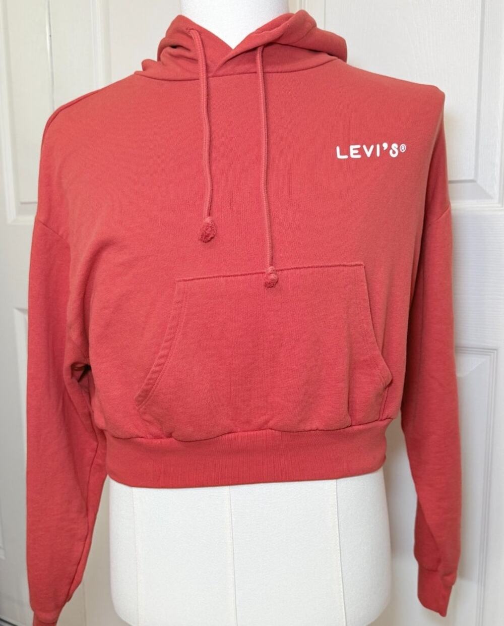 Levi’s Women’s Small Red Cropped Pullover Hoodie Logo Sweatshirt